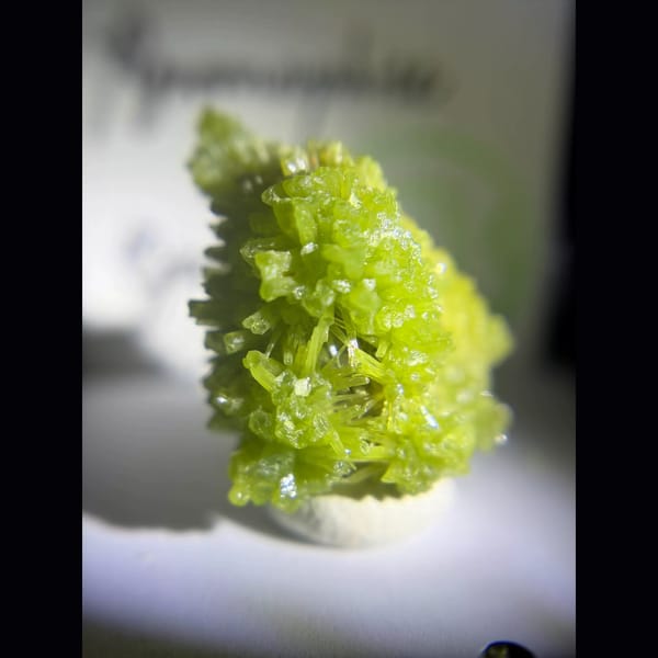 Apple-green pyromorphite from Guilin, Guangxi — alternate view