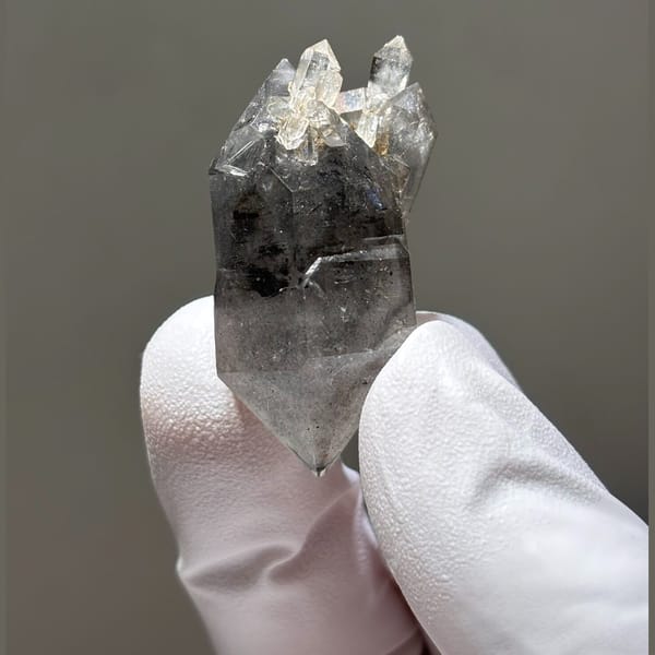 Sparkle Quartz Point Yunnan 3.9 cm — alternate view