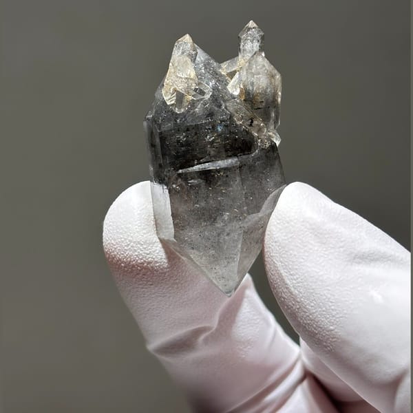 Sparkle Quartz Point Yunnan 3.9 cm — alternate view