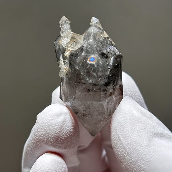 Sparkle Quartz Point Yunnan 3.9 cm — detail view