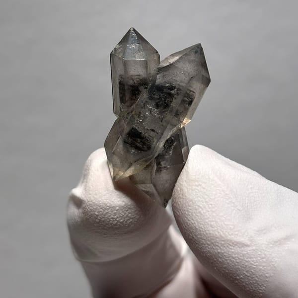 Dt quartz Yunnan 2.1 cm — alternate view