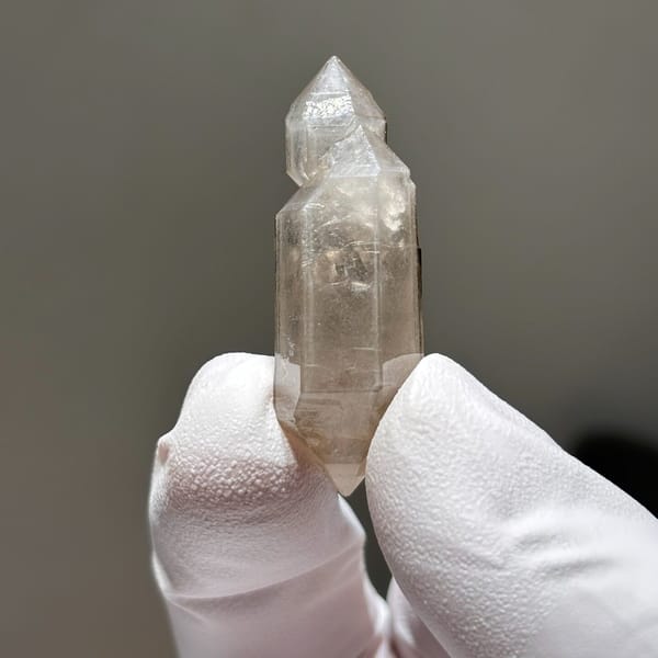 Porcelain Sketch DT Quartz Yunnan 3.9 cm — alternate view
