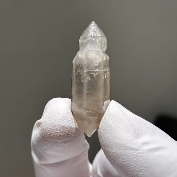 Porcelain Sketch DT Quartz Yunnan 3.9 cm — alternate view