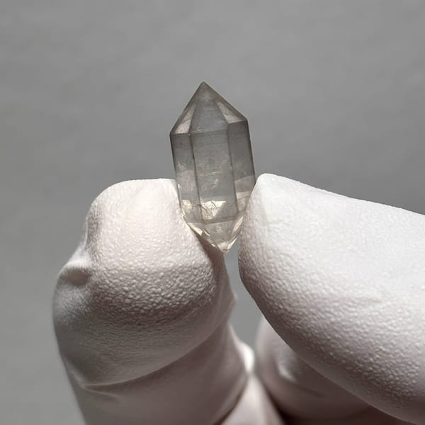 Marked Sketch DT Quartz Yunnan 1.8 cm — complete view