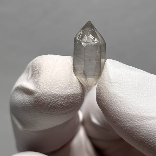 Marked Sketch DT Quartz Yunnan 1.8 cm — detail view