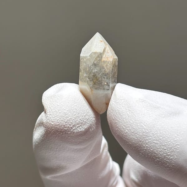 Capped DT Quartz Yunnan 2.1 cm — complete view