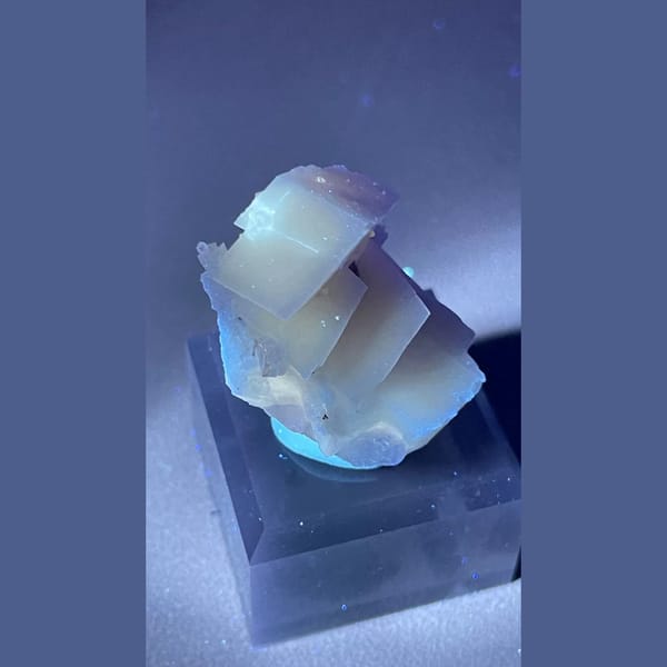 Hemimorphite with Calcite Mexico 3.1 cm — alternate view