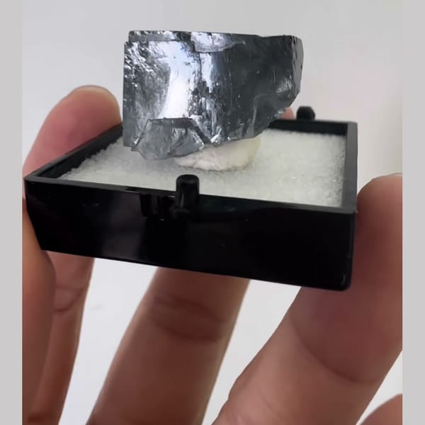 Fluorite with Bismuthinite Yaogangxian 2.0 cm — detail view