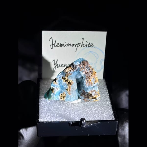 Ice-blue hemimorphite from Yunnan — complete view