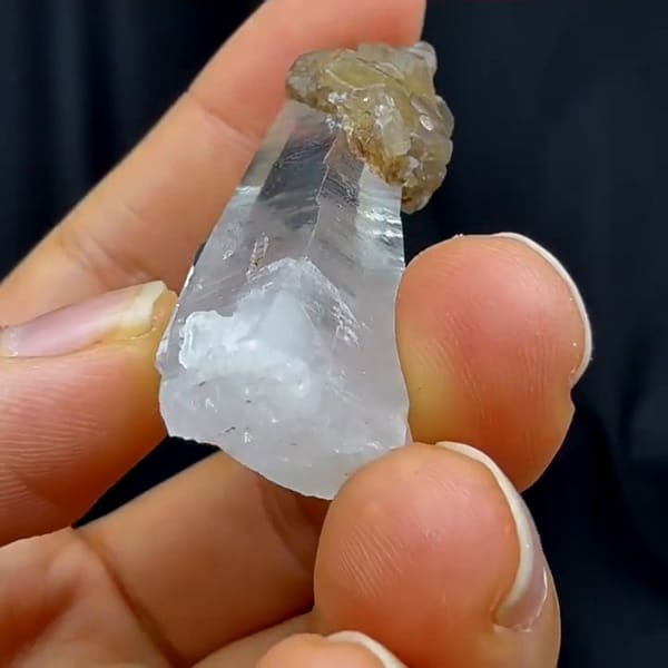 Complete reverse source-video view of the exact quartz and calcite specimen