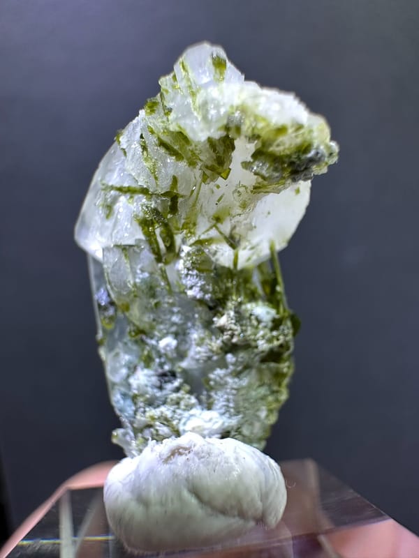 Reverse oblique view of the quartz termination and epidote growth