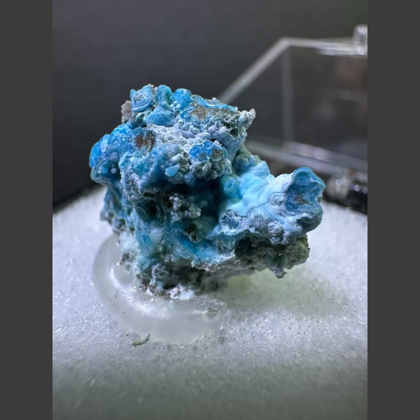 Bright blue gibbsite with ring patterns from Yunnan — alternate view