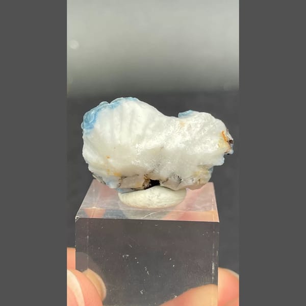 Velvety blue plumbogummite from Guangxi — detail view