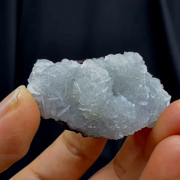 Complete side source-video view of the Inner Mongolia fluorite specimen