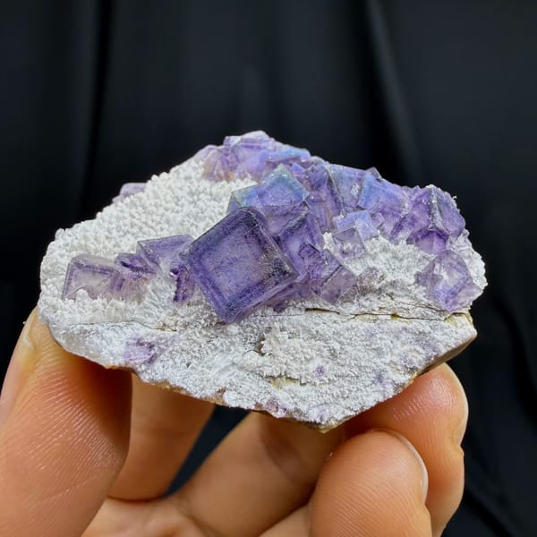 Complete alternate source-photo view of the Inner Mongolia fluorite specimen