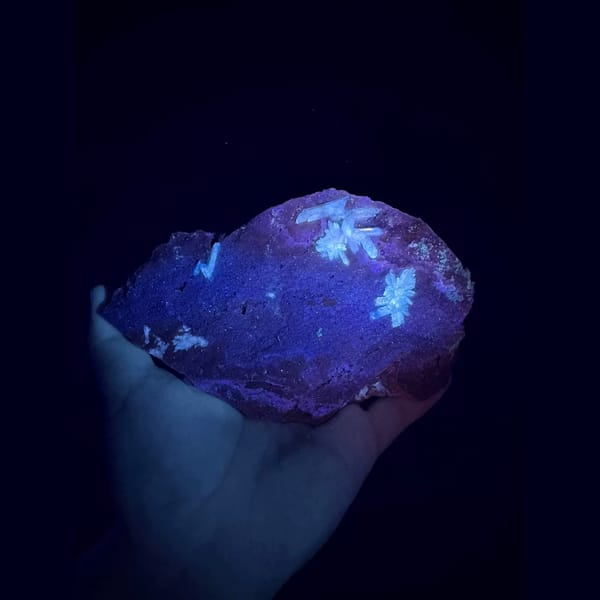 Large fluorescent blue gibbsite and allophane plate from Qinglong — alternate view