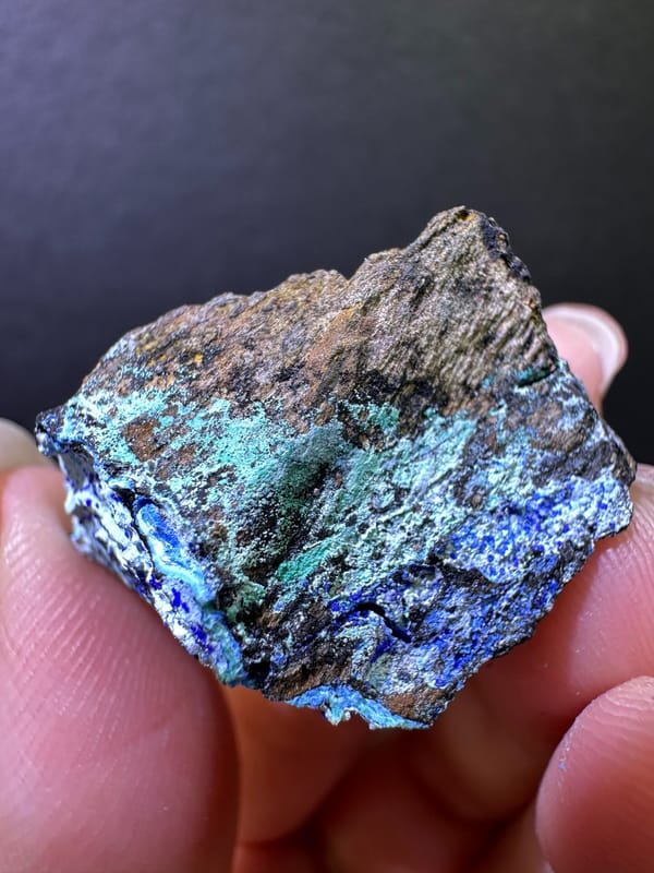 Complete front view of the exact azurite, malachite and gibbsite miniature