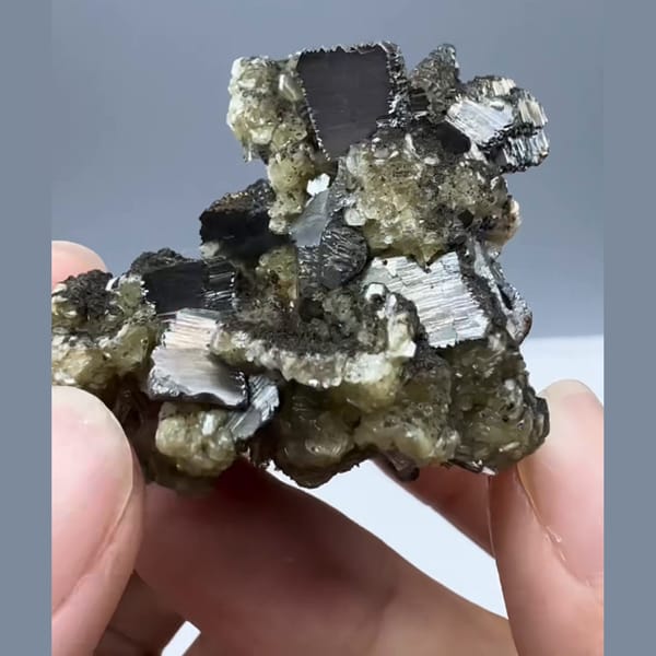 Tarnished Arsenopyrite Rosettes Yaogangxian 4.3 cm — alternate view