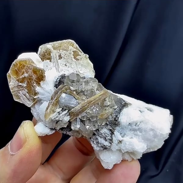 Complete side profile of the Pakistani mixed mineral specimen
