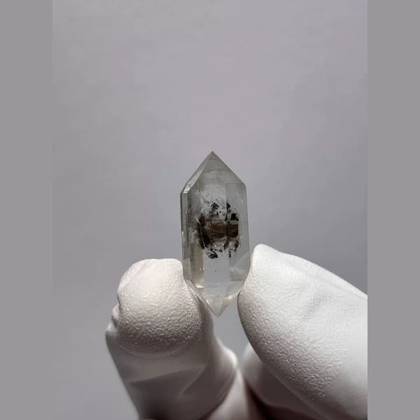 Dt quartz Yunnan 2.8 cm — detail view