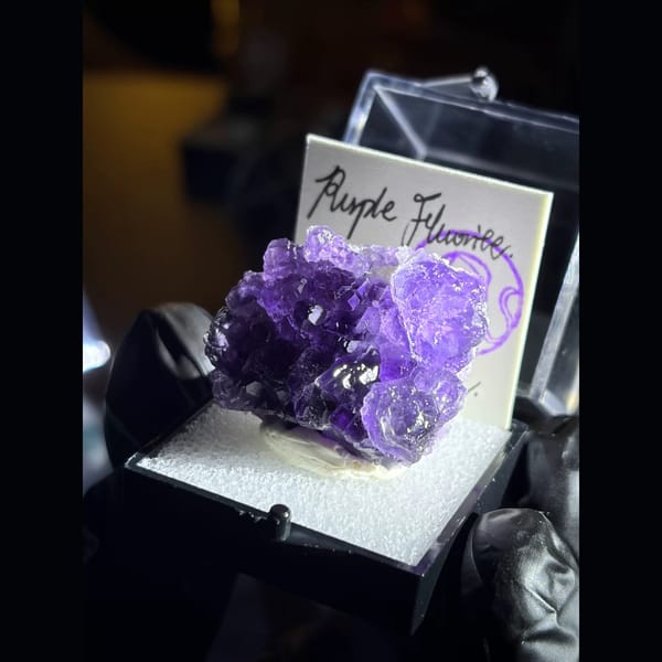 Deep purple etched fluorite on white quartz from De'an — alternate view