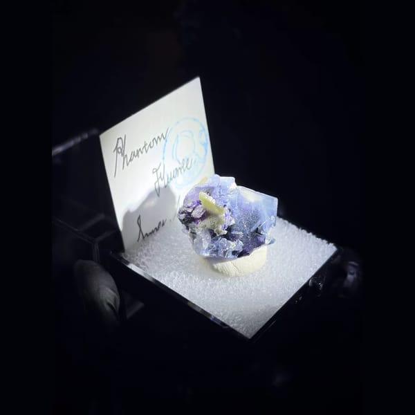 Clear fluorite with magenta phantom core from Yindu — alternate view