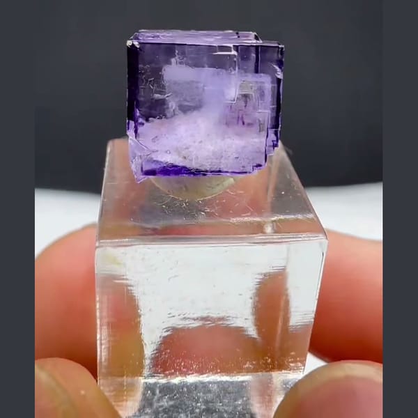 Small Glassy Purple Fluorite Yaogangxian 0.9 cm — alternate view