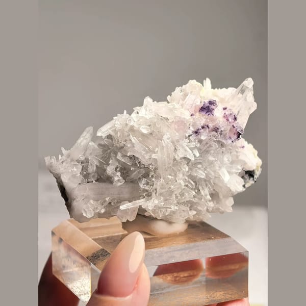 Pink Fluorite with Quartz Inner Mongolia 7.0 cm — detail view