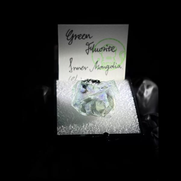Glassy green phantom fluorite from Yindu — complete view
