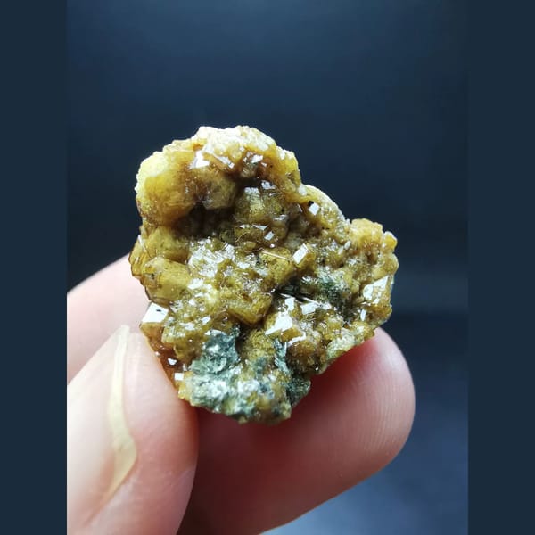 Golden-yellow garnet cluster — complete view