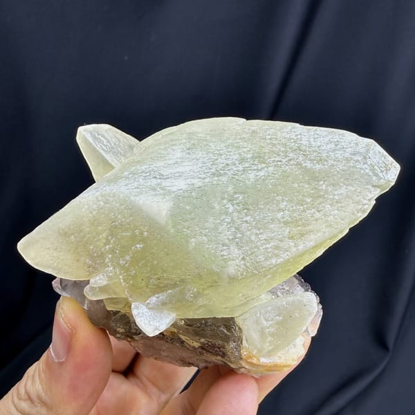 Complete reverse view of the double-terminated calcite specimen