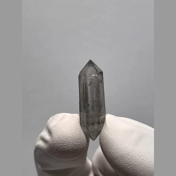 Dt quartz Yunnan 2.8 cm — alternate view