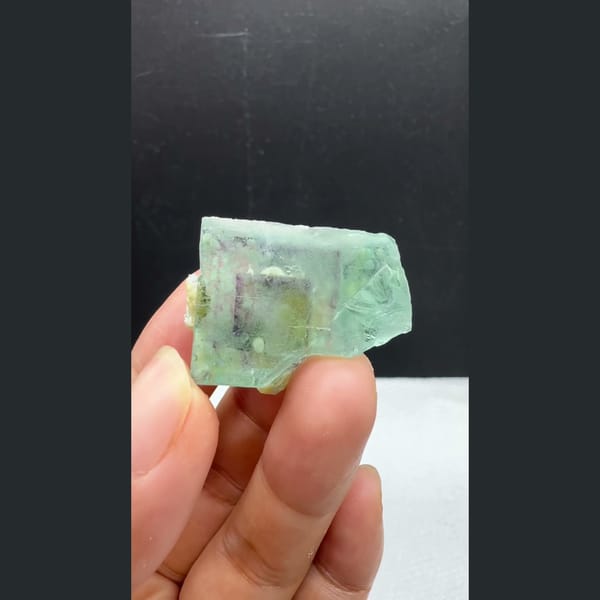 Bicolor Green Fluorite Yaogangxian 2.9 cm — alternate view