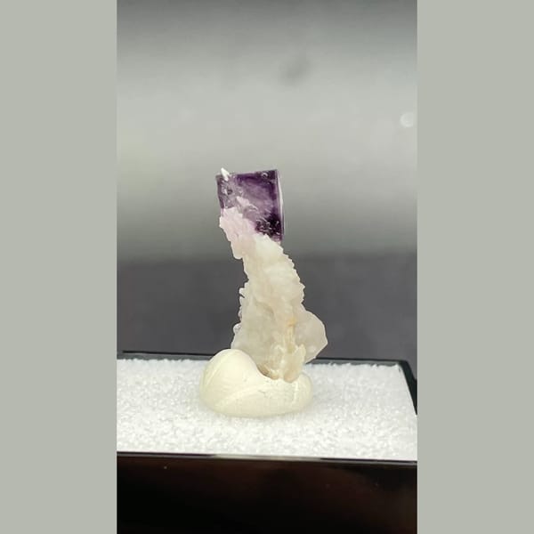 Alien eye purple fluorite on quartz from Inner Mongolia — detail view