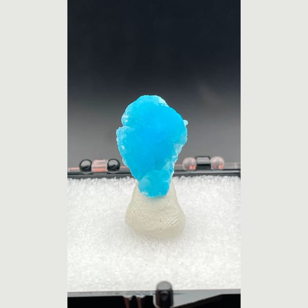 Small velvety blue hemimorphite from Guangdong — complete view