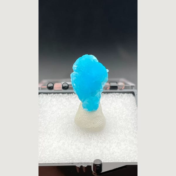 Small velvety blue hemimorphite from Guangdong — alternate view