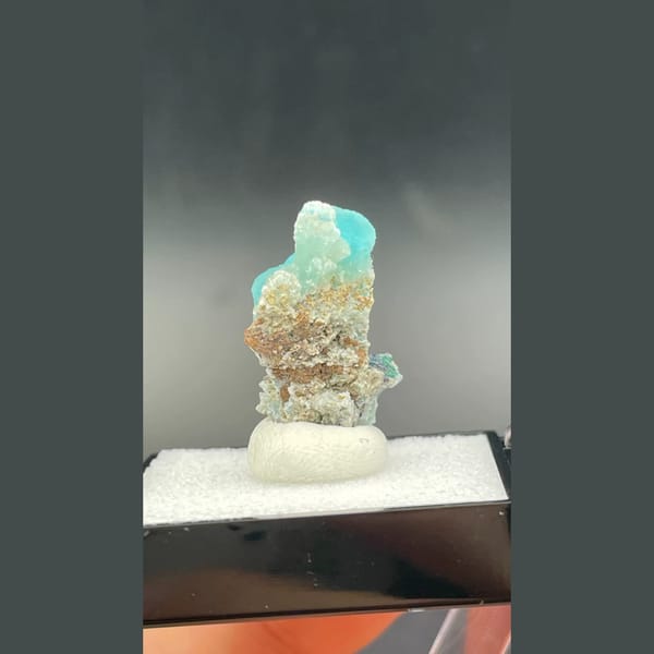 Bright glacier-blue hemimorphite from Guangdong — alternate view
