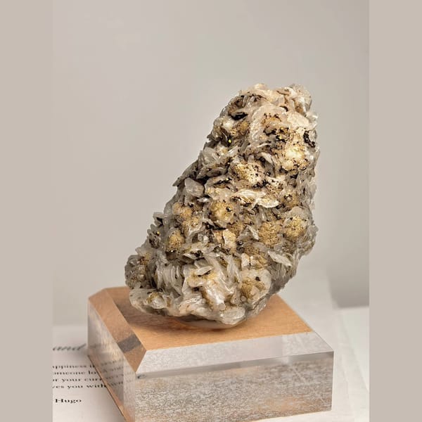 Petal calcite with pyrite on quartz from Inner Mongolia — alternate view