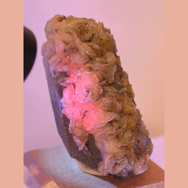 Petal calcite with pyrite on quartz from Inner Mongolia — detail view