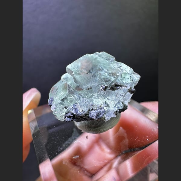 Mint-green fluorite from Xianghualing, Hunan — alternate view