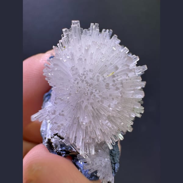 Radiating white zeolite flower ball from Zhejiang — detail view