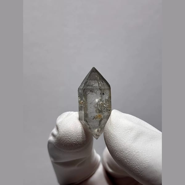 Marked Sketch DT Quartz Yunnan 2.8 cm — complete view