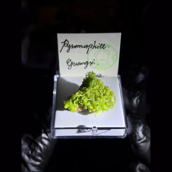 Apple green pyromorphite crystal cluster from Guilin — complete view