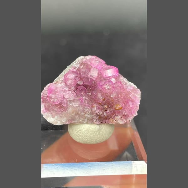 Pink Cobaltoan Calcite B Democratic Republic of the Congo 2.5 cm — complete view