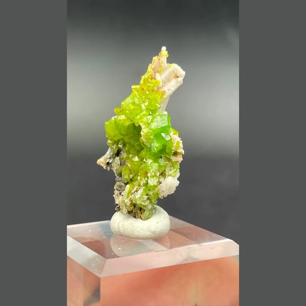 Apple-green pyromorphite from Guangdong — alternate view