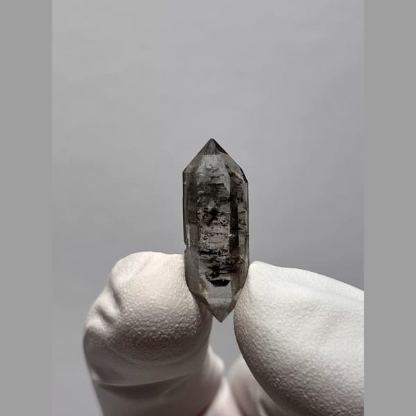 Marked DT Quartz Yunnan 2.6 cm — alternate view