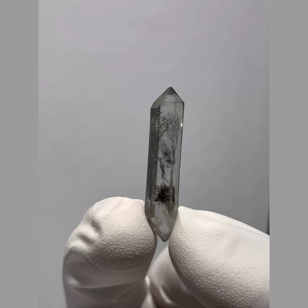 Dt quartz Yunnan 3.3 cm — detail view