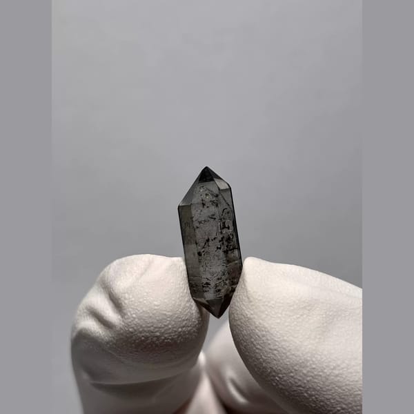 Dt quartz Yunnan 2.1 cm — detail view