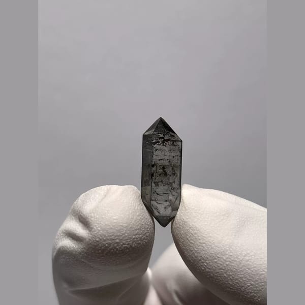 Dt quartz Yunnan 2.1 cm — detail view
