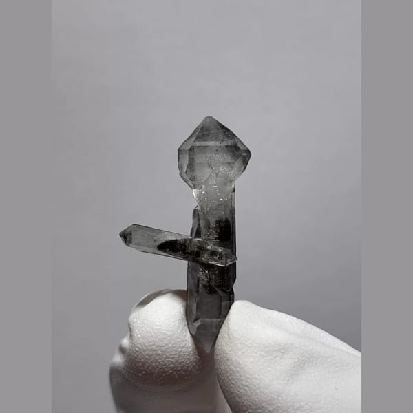 Sparkle Quartz Yunnan 3.6 cm — complete view